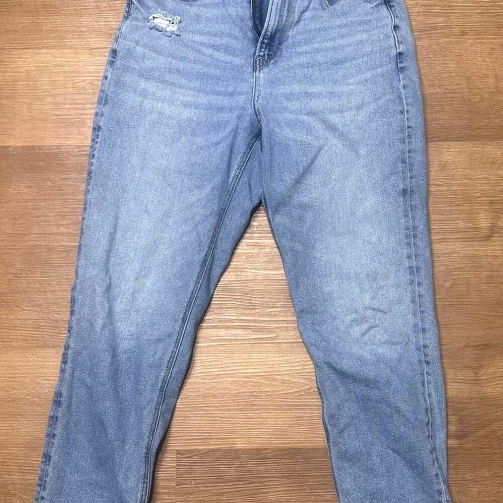 American eagle outfitters light wash